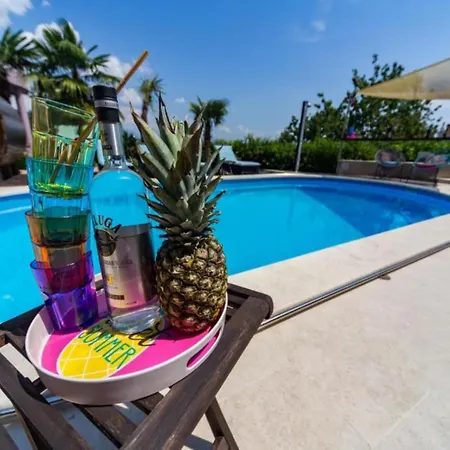 Two Bedroom With Sea View Apartament Opatija