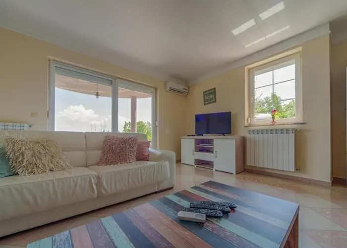Two Bedroom With Sea View Opatija