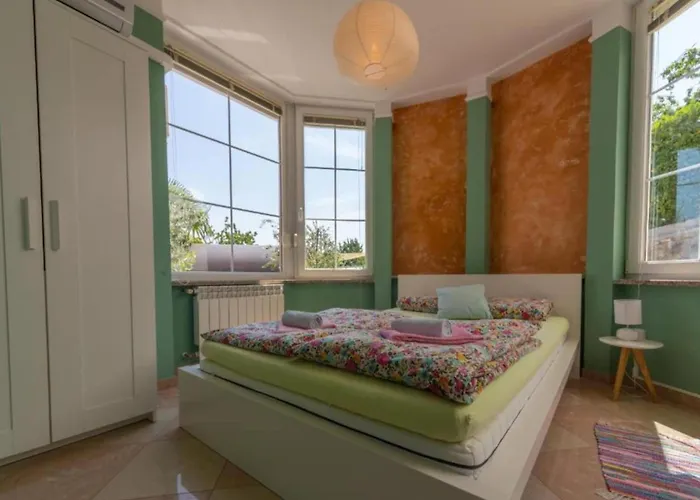 Two Bedroom With Sea View Apartament Opatija